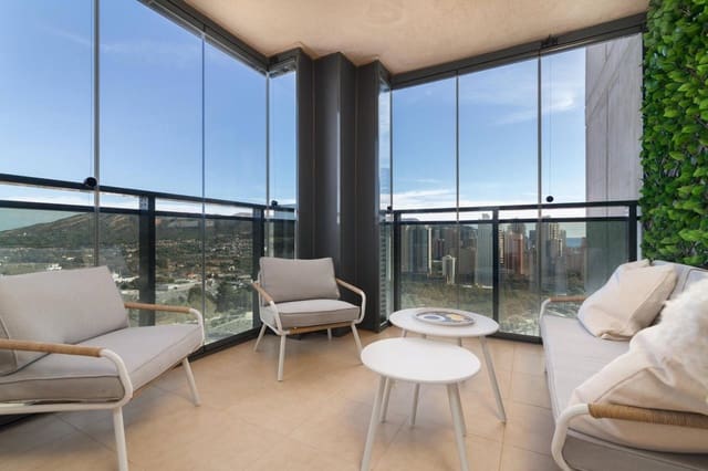 3 bedroom Apartment for rent in Rincón de Loix, Benidorm with pool - € 1,800 (Ref: 9502383)