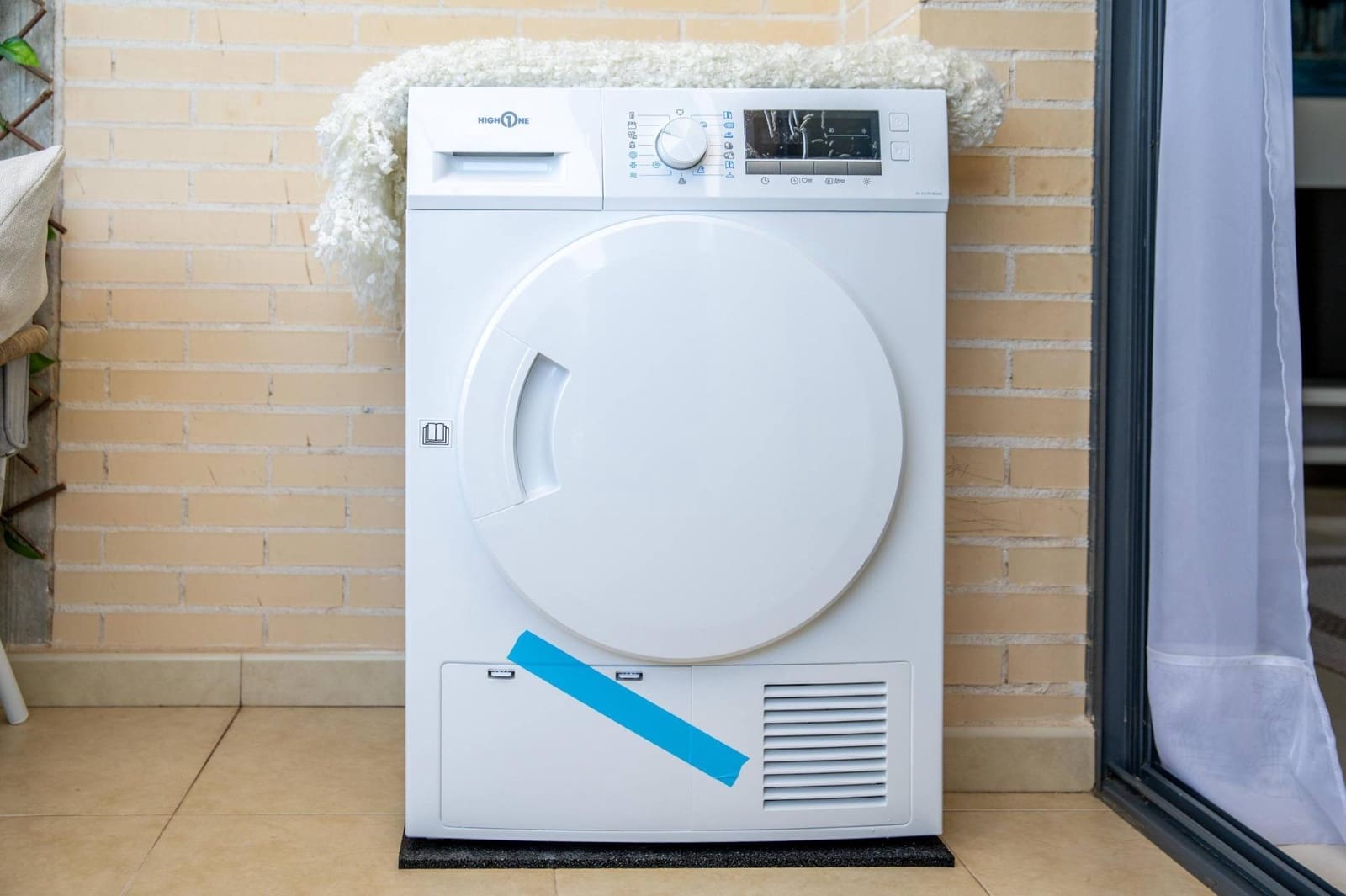 3 bedroom Apartment for rent in Benidorm with pool - € 1,800 (Ref: 9502383)