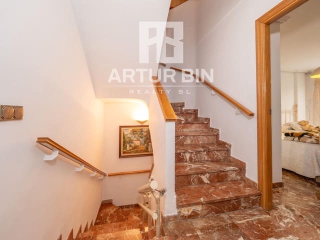 Casa de 4 habitaciones en Alaquàs en venta con garaje - 500.000 € (Ref: 9502675)