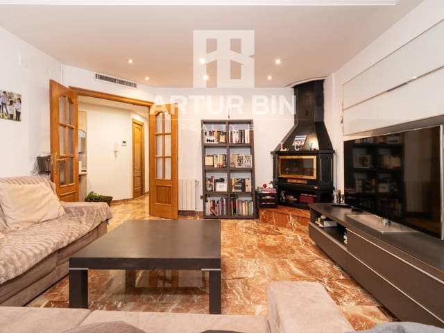 Casa de 4 habitaciones en Alaquàs en venta con garaje - 500.000 € (Ref: 9502675)