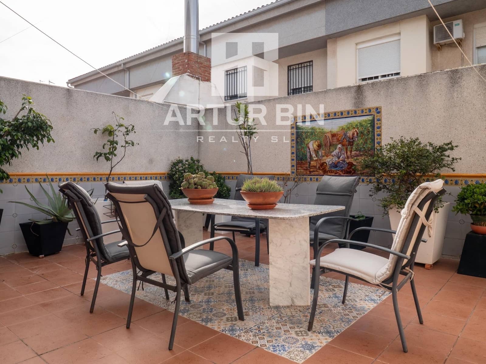Casa de 4 habitaciones en Alaquàs en venta con garaje - 500.000 € (Ref: 9502675)