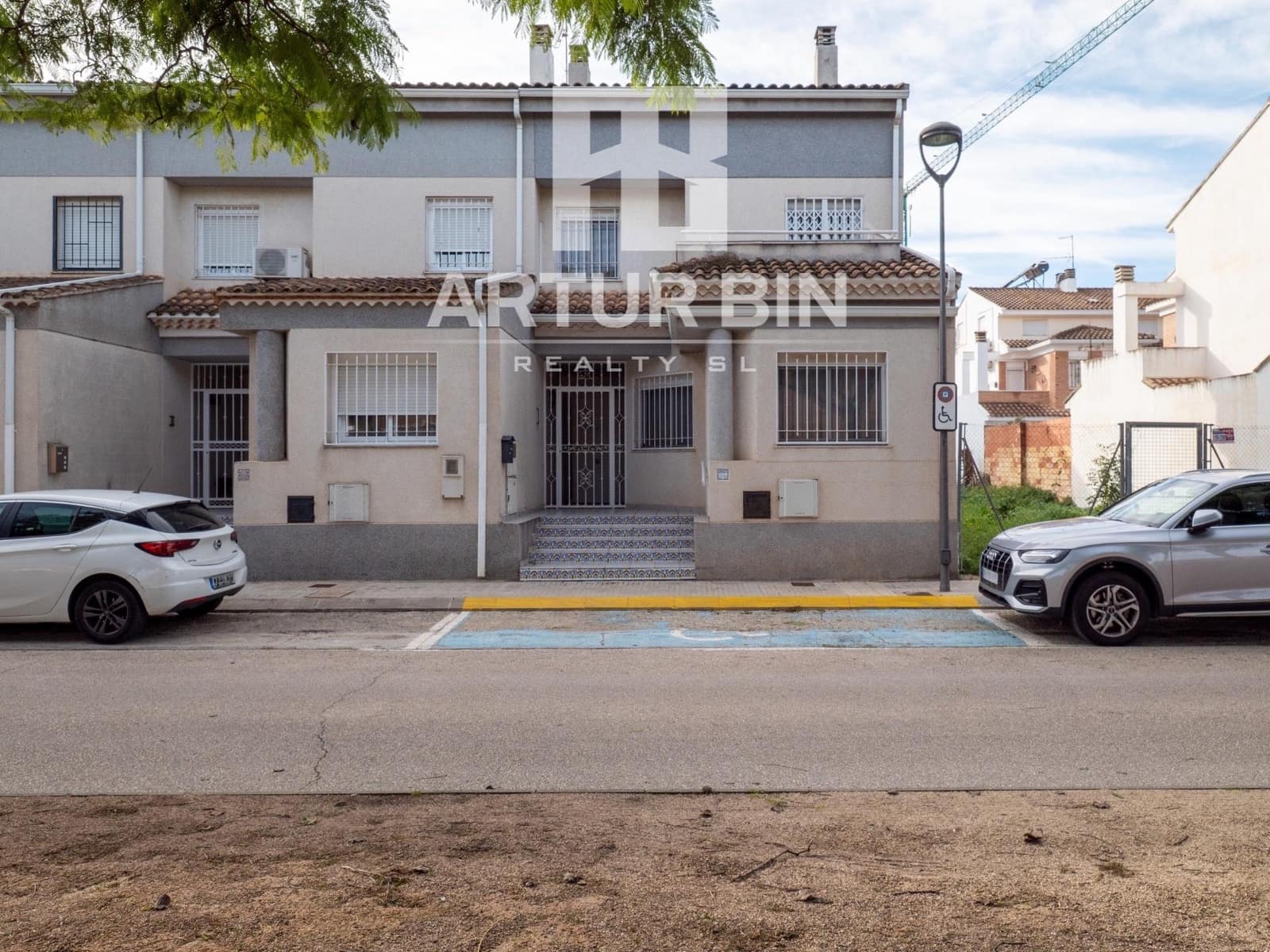Casa de 4 habitaciones en Alaquàs en venta con garaje - 500.000 € (Ref: 9502675)