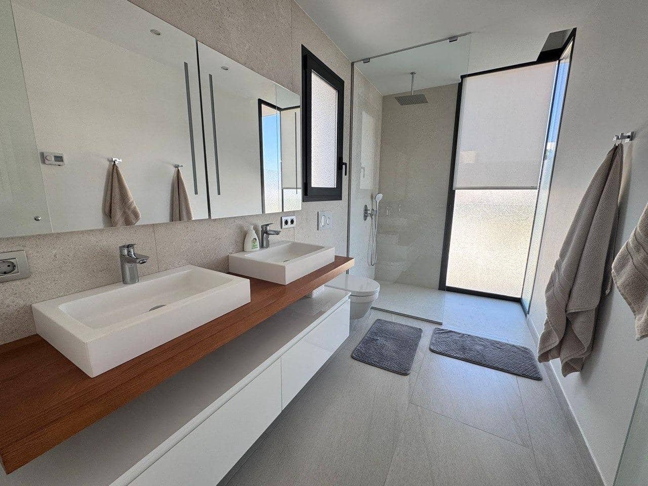 4 Zimmer Villa zu vermieten in Finestrat mit Pool Garage - 5.000 € (Ref: 9504314)