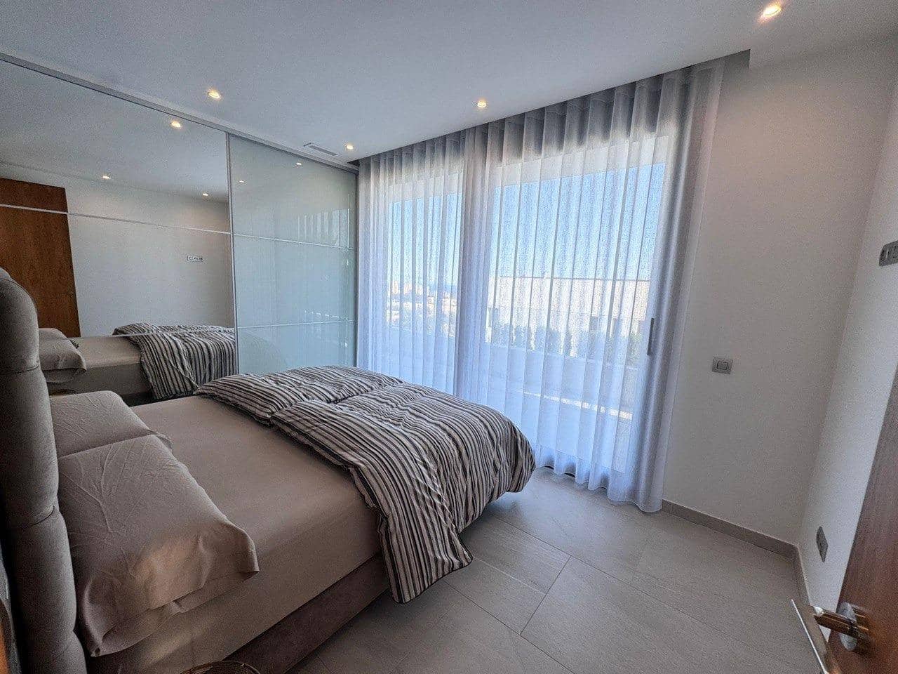 4 Zimmer Villa zu vermieten in Finestrat mit Pool Garage - 5.000 € (Ref: 9504314)