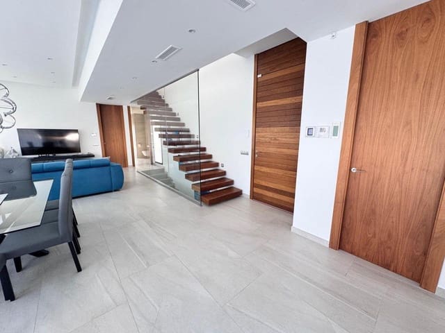 4 Zimmer Villa zu vermieten in Finestrat mit Pool Garage - 5.000 € (Ref: 9504314)