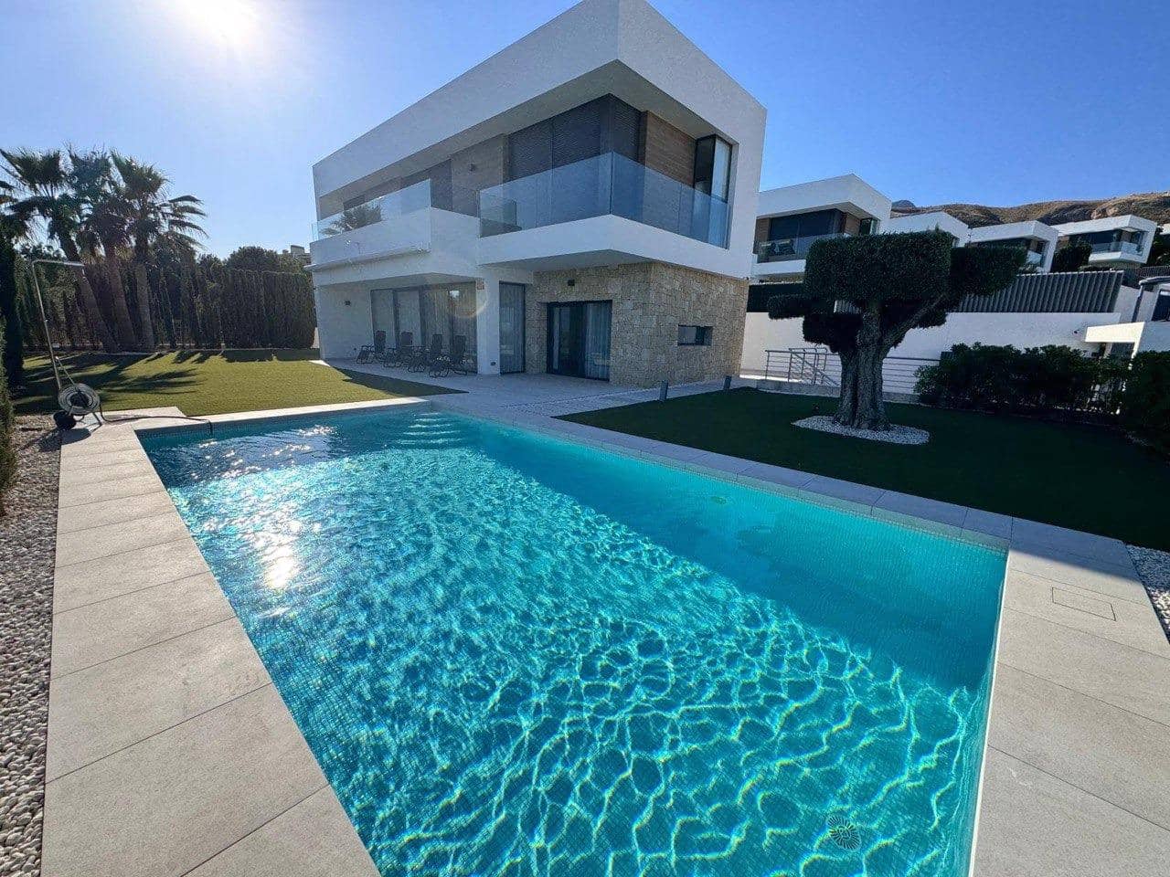 4 Zimmer Villa zu vermieten in Finestrat mit Pool Garage - 5.000 € (Ref: 9504314)