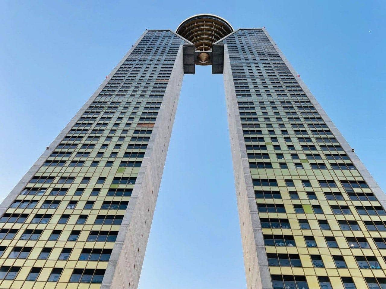 2 soveværelse Lejlighed til salg i Benidorm med swimmingpool - € 525.000 (Ref: 9518930)