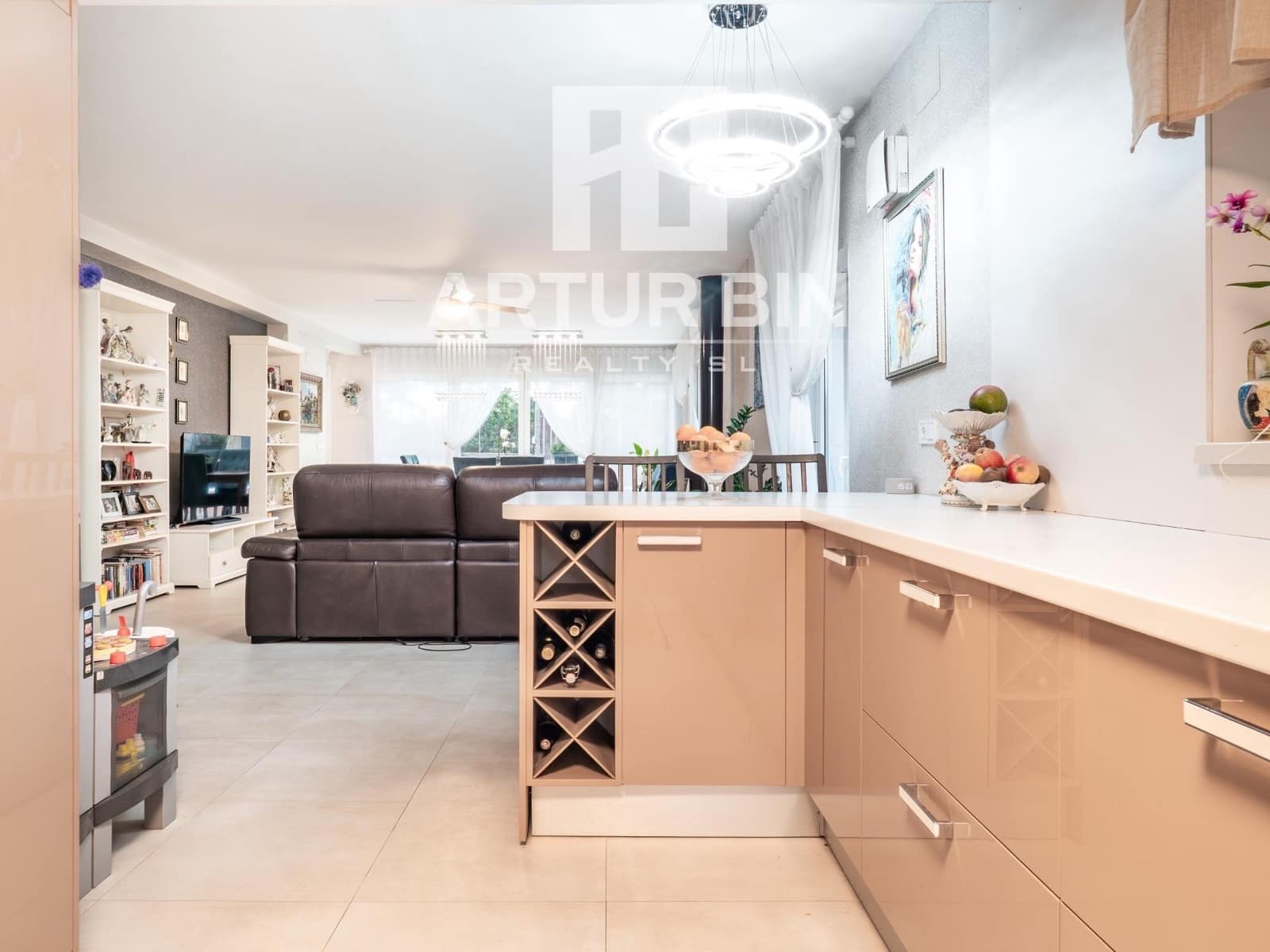 5 soverom Villa til salgs i L'Eliana med svømmebasseng garasje - € 597 000 (Ref: 9561821)