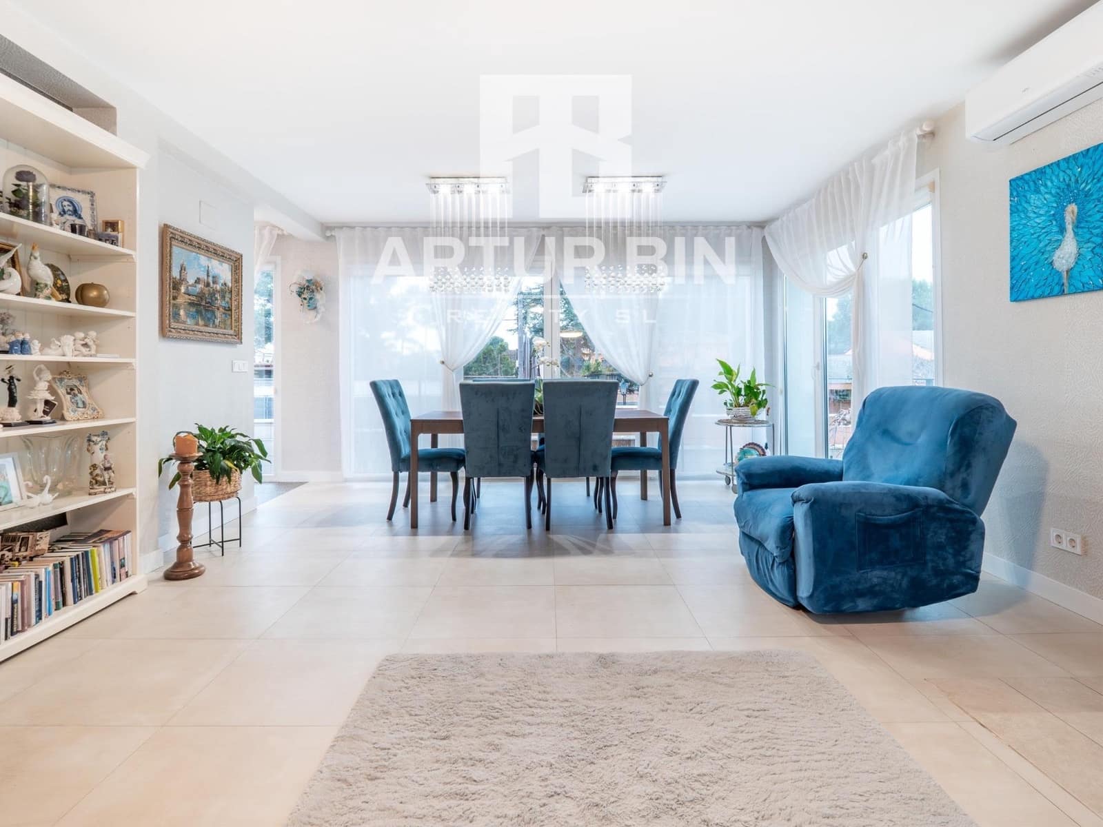 5 soverom Villa til salgs i L'Eliana med svømmebasseng garasje - € 597 000 (Ref: 9561821)