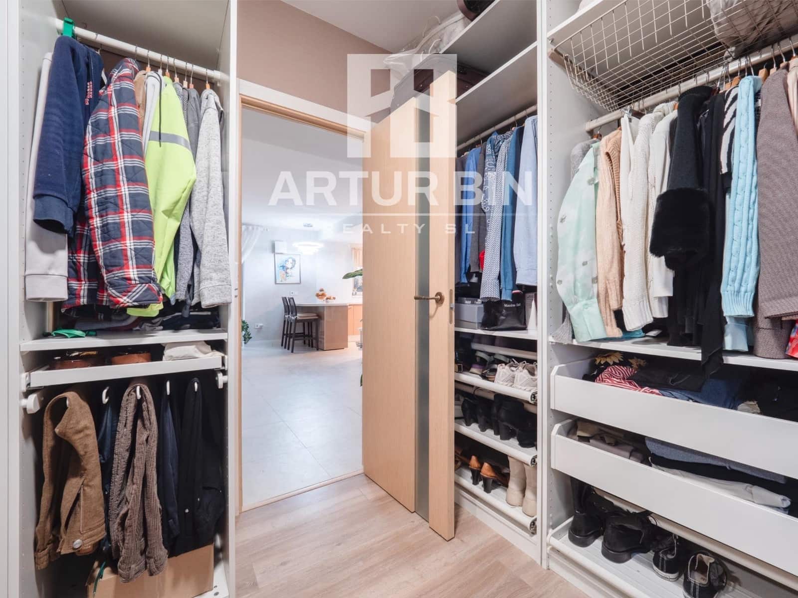 5 soverom Villa til salgs i L'Eliana med svømmebasseng garasje - € 597 000 (Ref: 9561821)