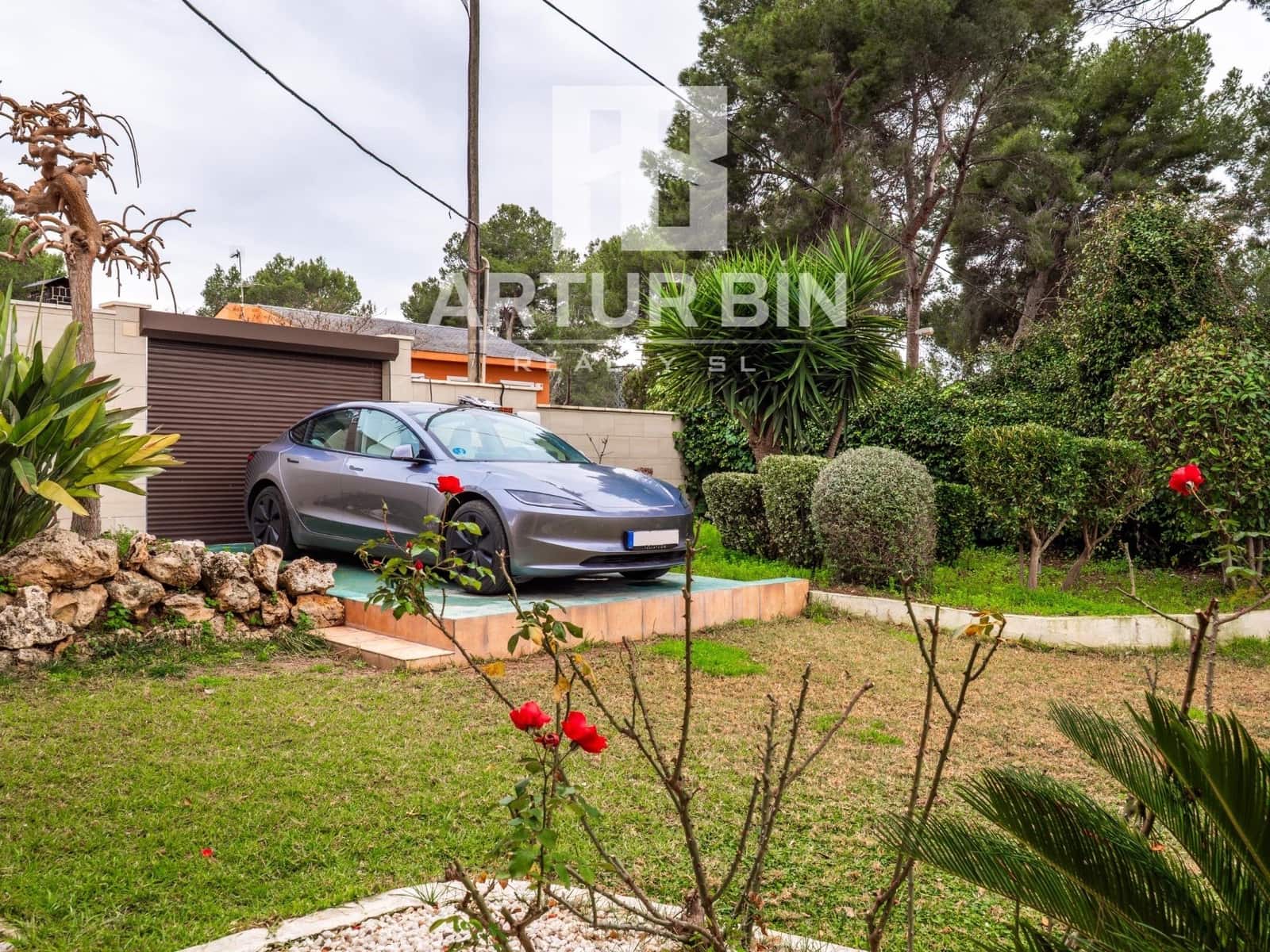 5 soverom Villa til salgs i L'Eliana med svømmebasseng garasje - € 597 000 (Ref: 9561821)