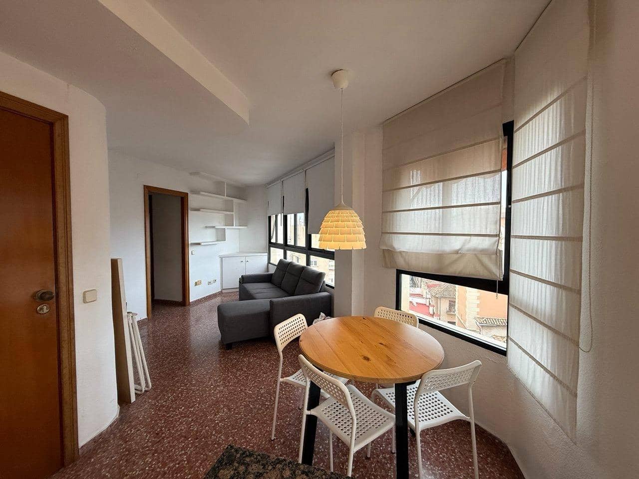 2 soveværelse Lejlighed til leje i Valencia by med garage - € 1.300 (Ref: 9565261)