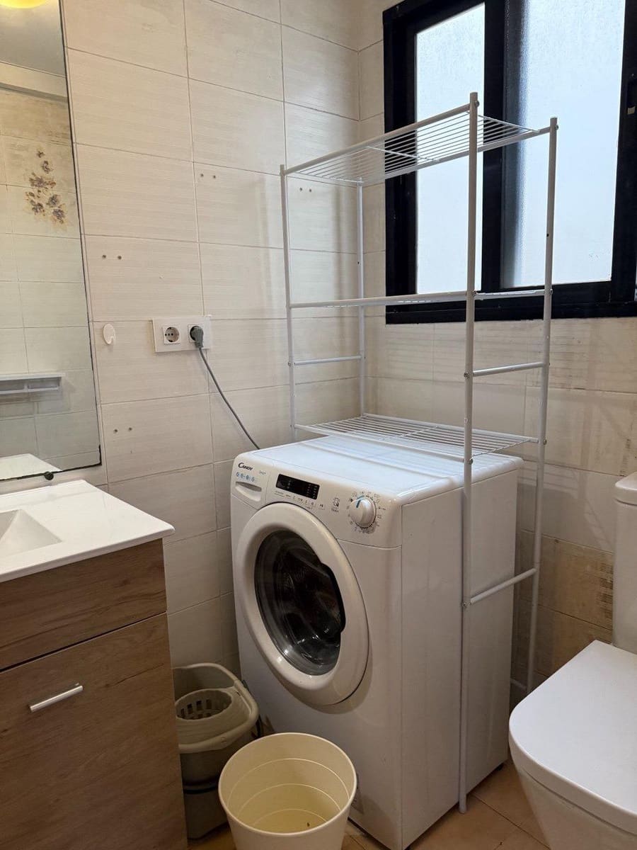 2 soveværelse Lejlighed til leje i Valencia by med garage - € 1.300 (Ref: 9565261)