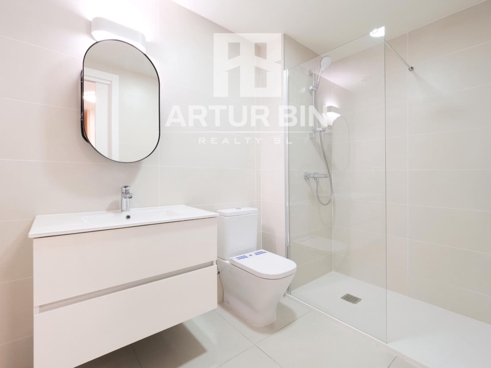 3 Zimmer Apartment zu verkaufen in Valencia Stadt mit Pool - 650.000 € (Ref: 9571197)