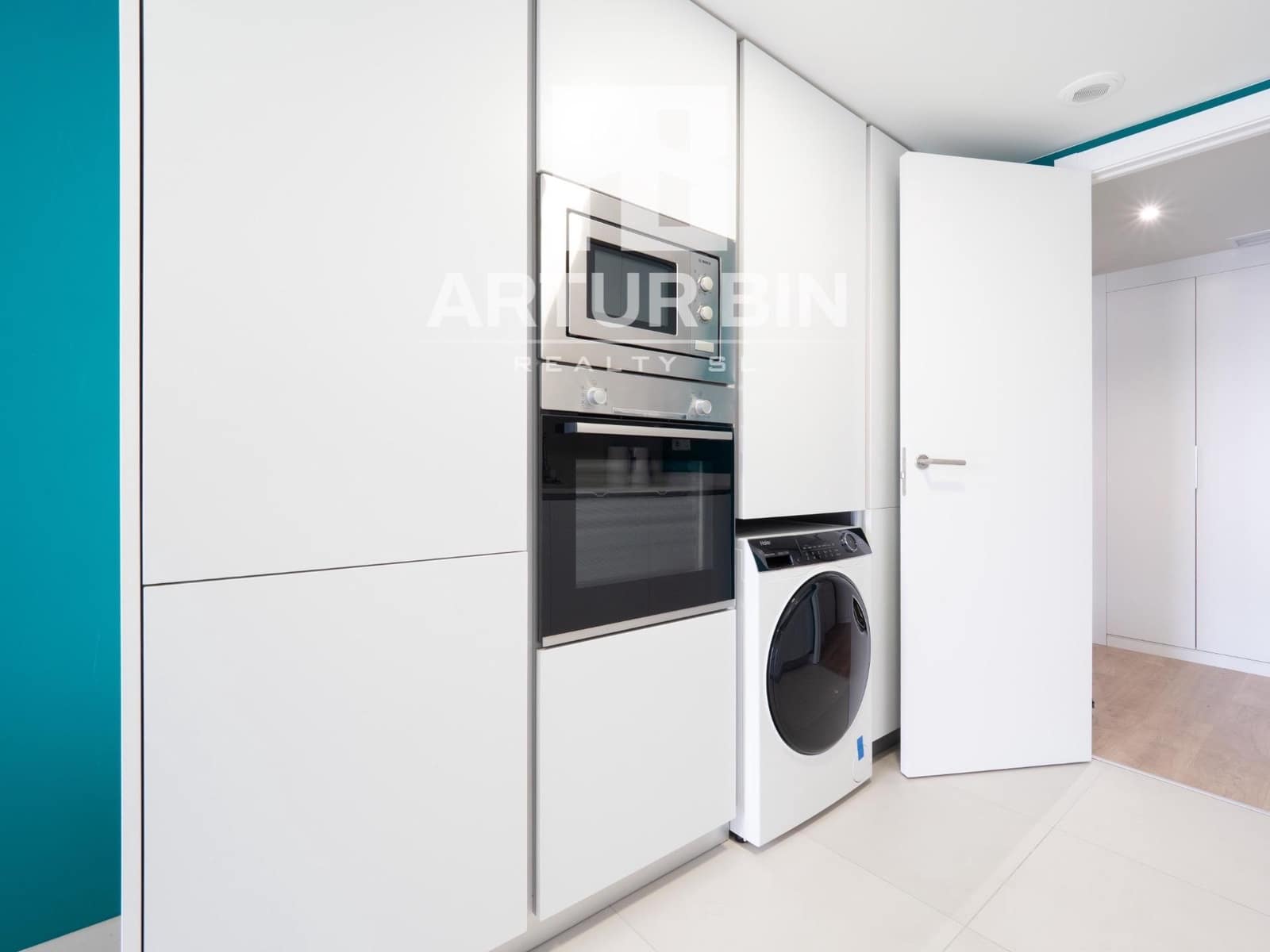 3 Zimmer Apartment zu verkaufen in Valencia Stadt mit Pool - 650.000 € (Ref: 9571197)