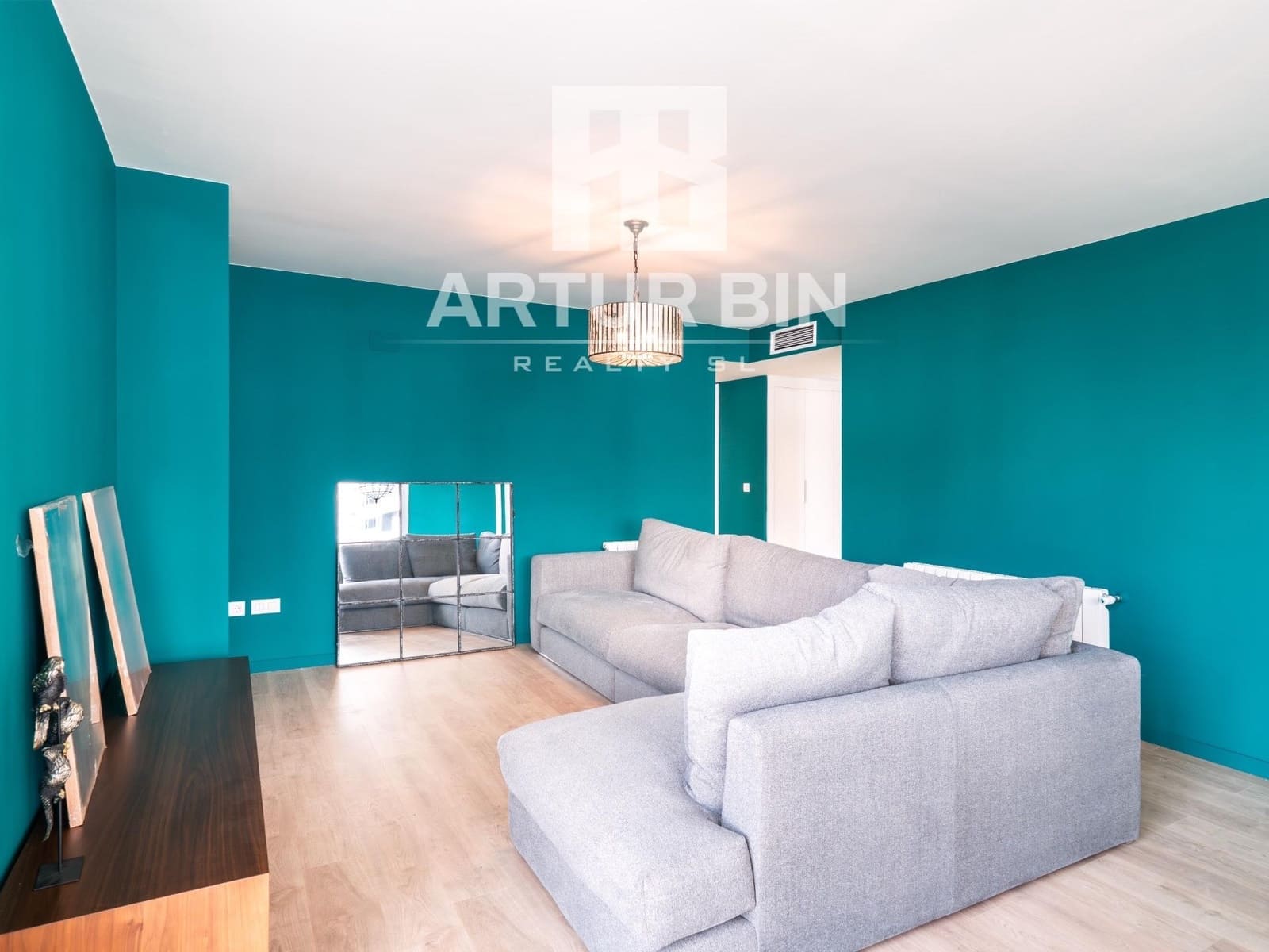 3 Zimmer Apartment zu verkaufen in Valencia Stadt mit Pool - 650.000 € (Ref: 9571197)