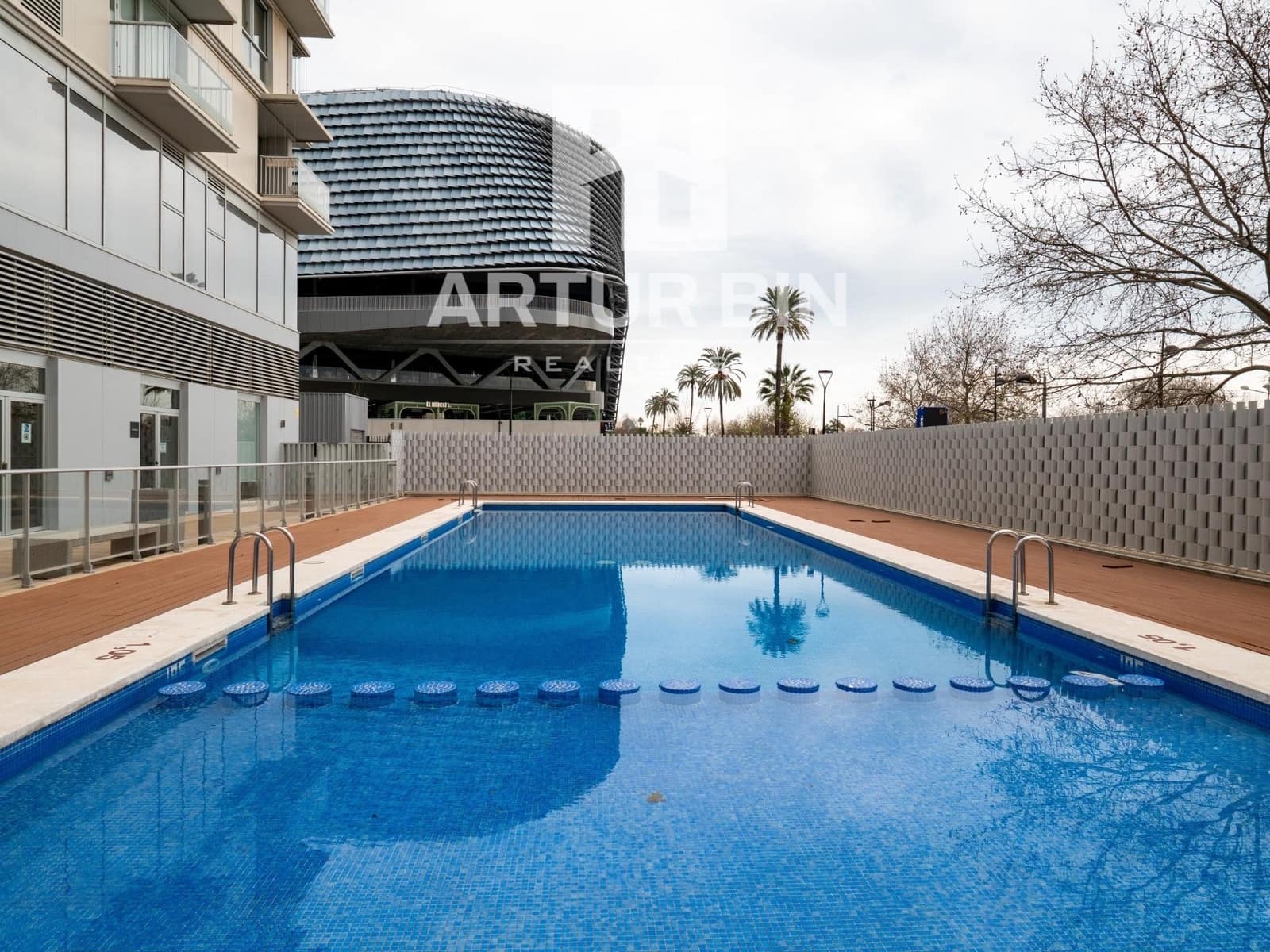 3 Zimmer Apartment zu verkaufen in Valencia Stadt mit Pool - 650.000 € (Ref: 9571197)