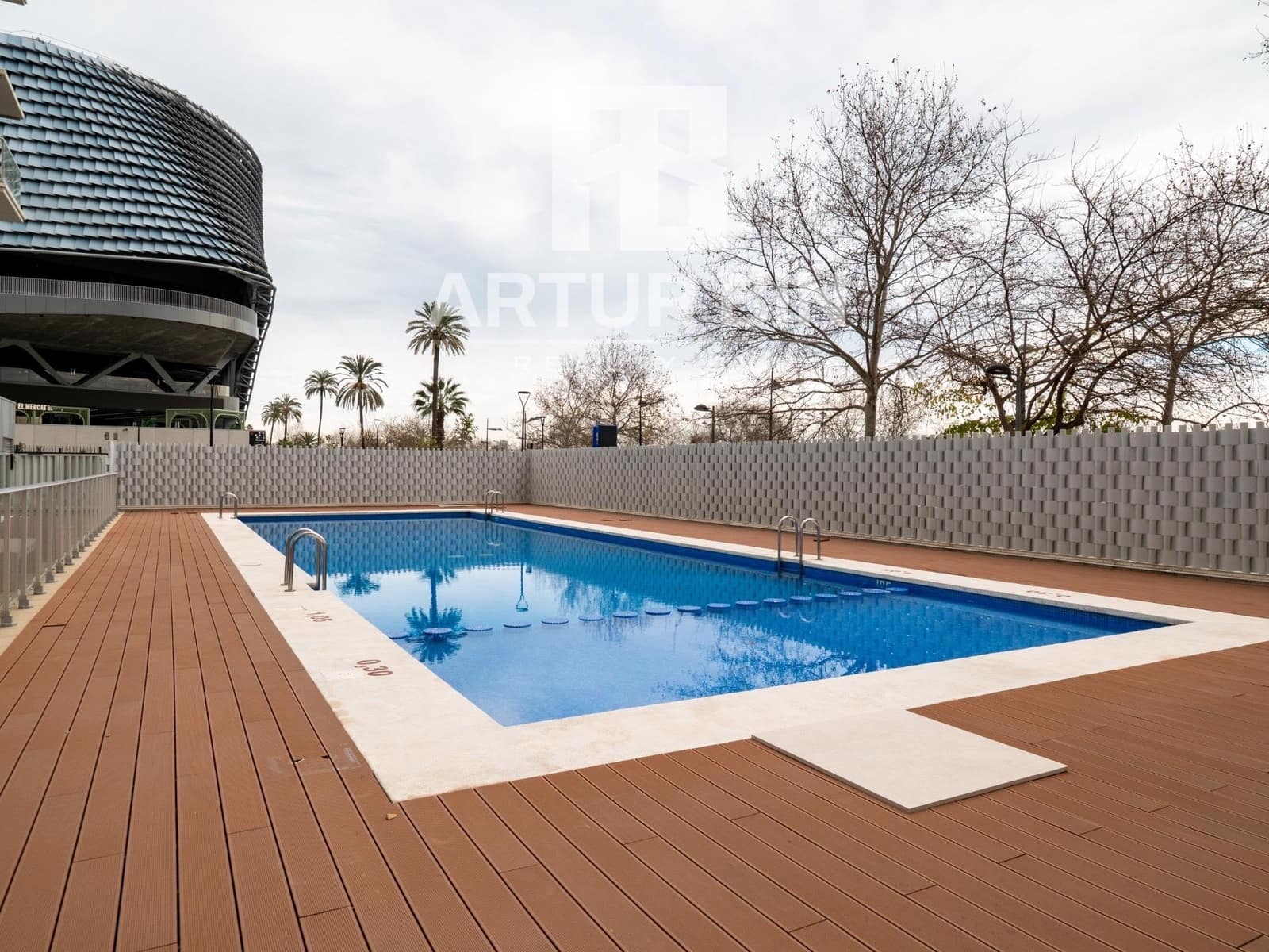 3 Zimmer Apartment zu verkaufen in Valencia Stadt mit Pool - 650.000 € (Ref: 9571197)