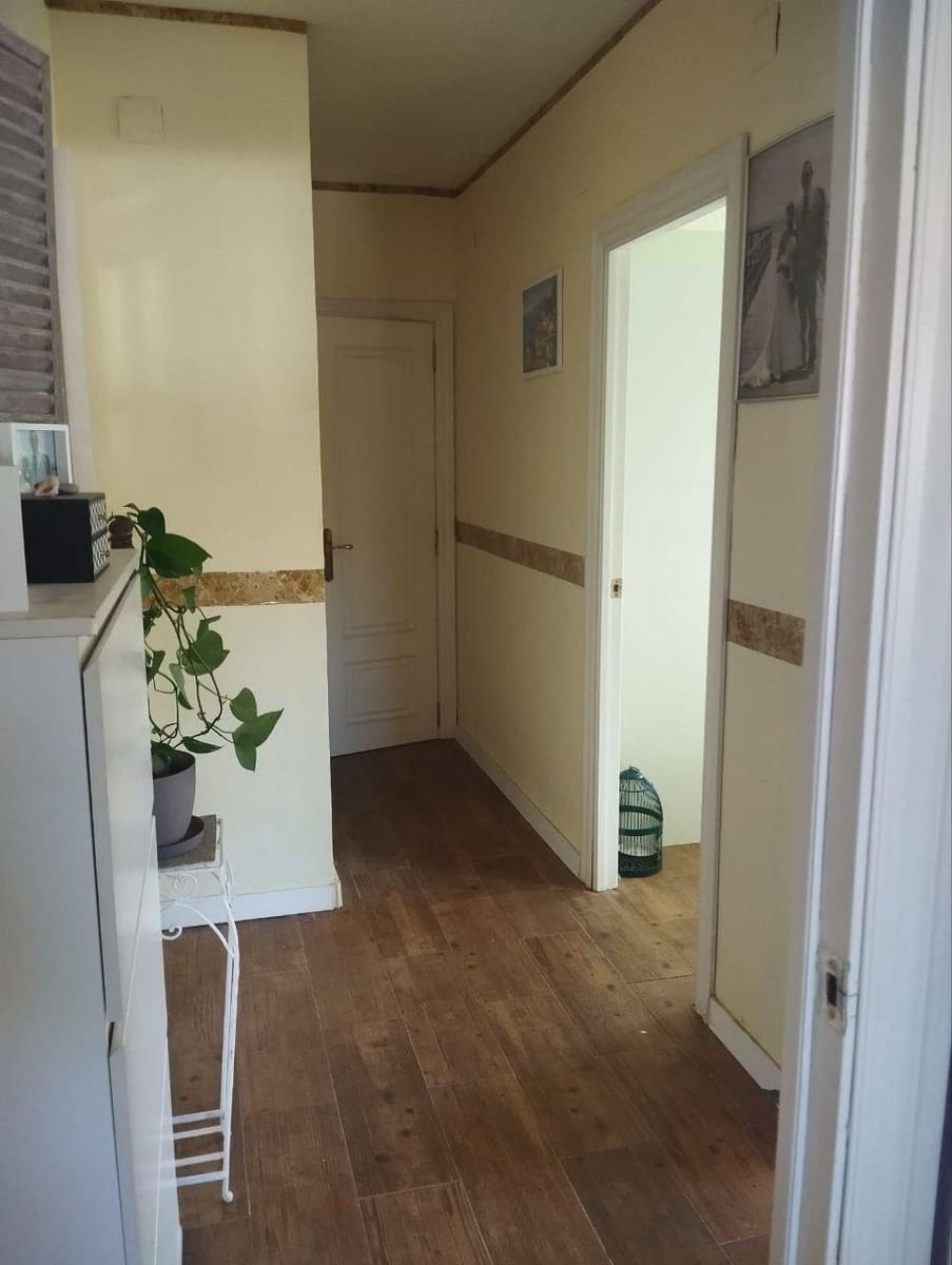 3 bedroom Apartment for sale in La Vall d'Uixo - € 99,000 (Ref: 9571198)