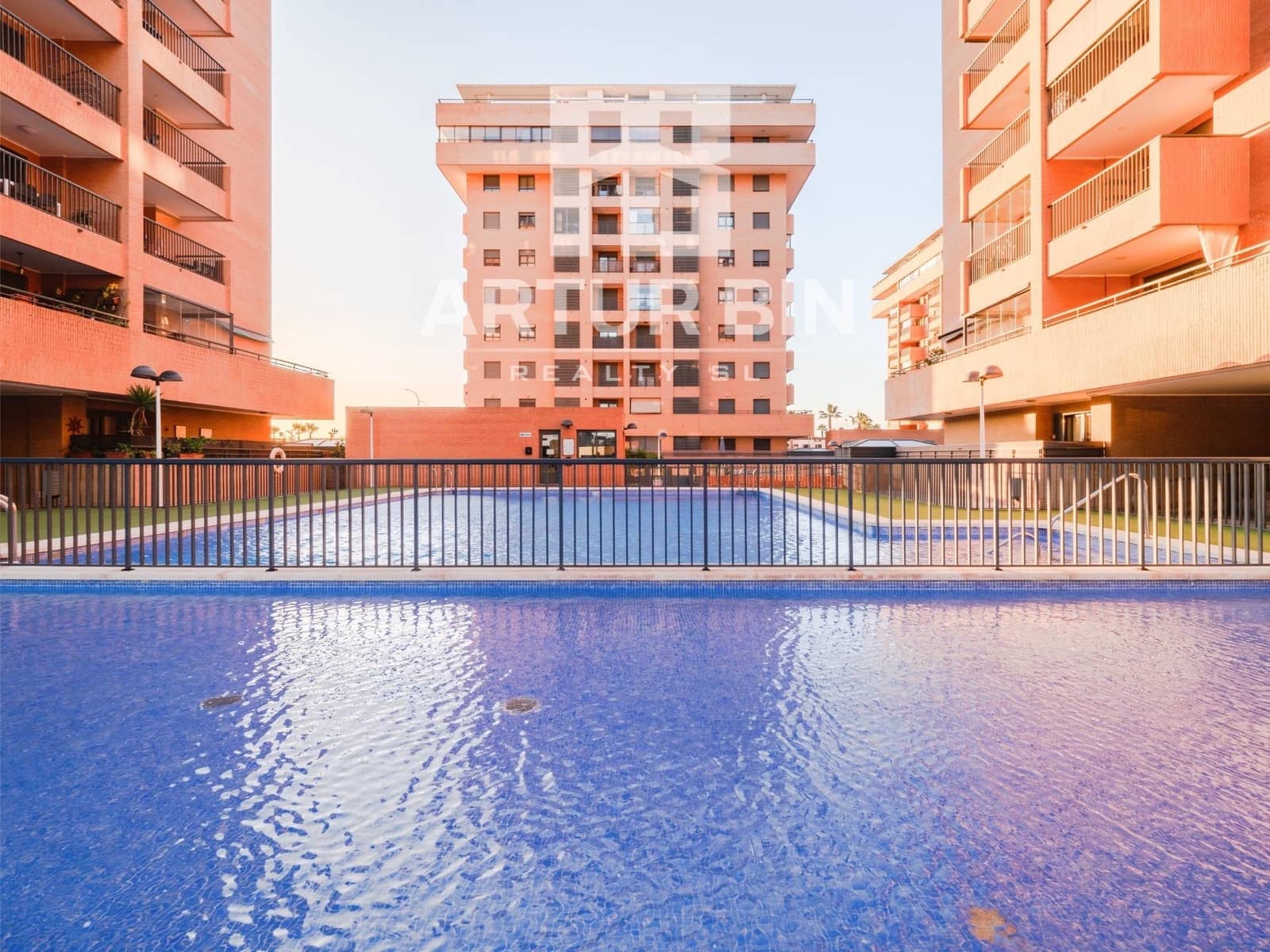 1 bedroom Apartment for sale in Valencia city with pool garage - € 345,000 (Ref: 9574647)