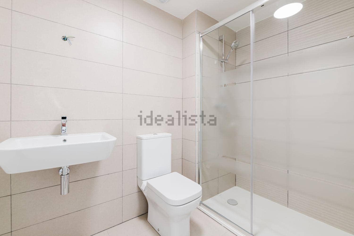 4 soveværelse Rækkehus til leje i San Antonio de Benageber med swimmingpool - € 2.600 (Ref: 9591324)