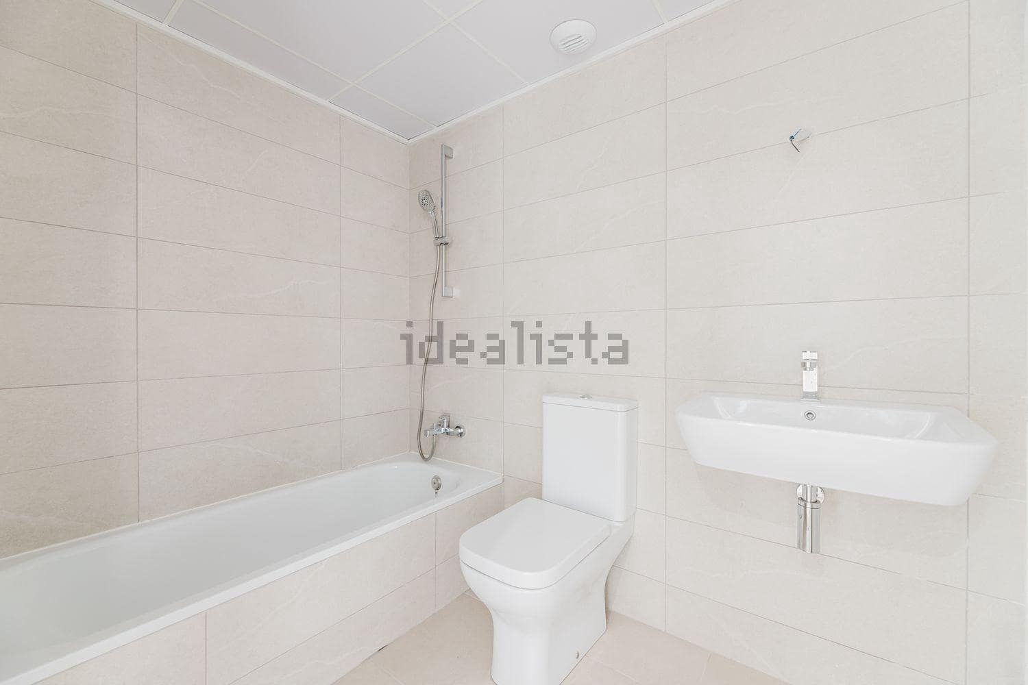 4 soveværelse Rækkehus til leje i San Antonio de Benageber med swimmingpool - € 2.600 (Ref: 9591324)