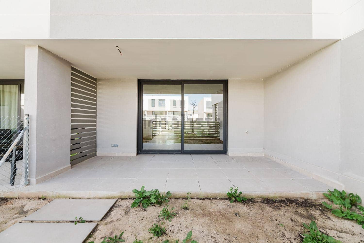 4 soveværelse Rækkehus til leje i San Antonio de Benageber med swimmingpool - € 2.600 (Ref: 9591324)