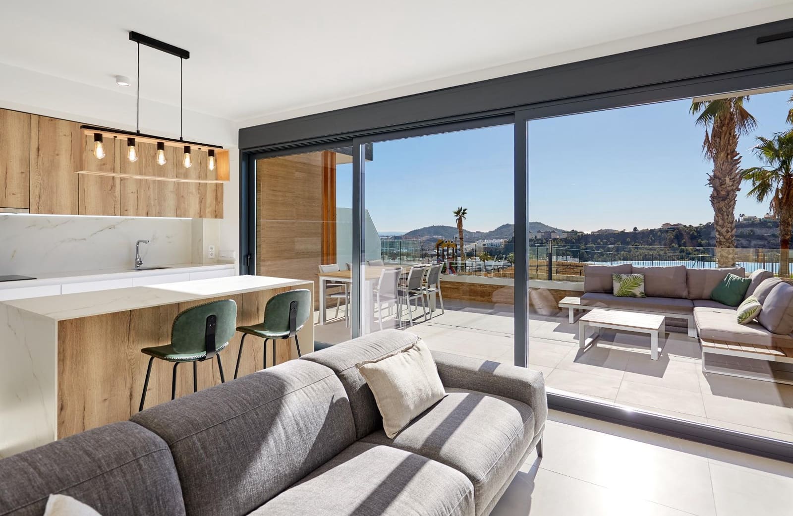 4 slaapkamer Appartement te huur in Finestrat met zwembad - € 3.000 (Ref: 9591325)