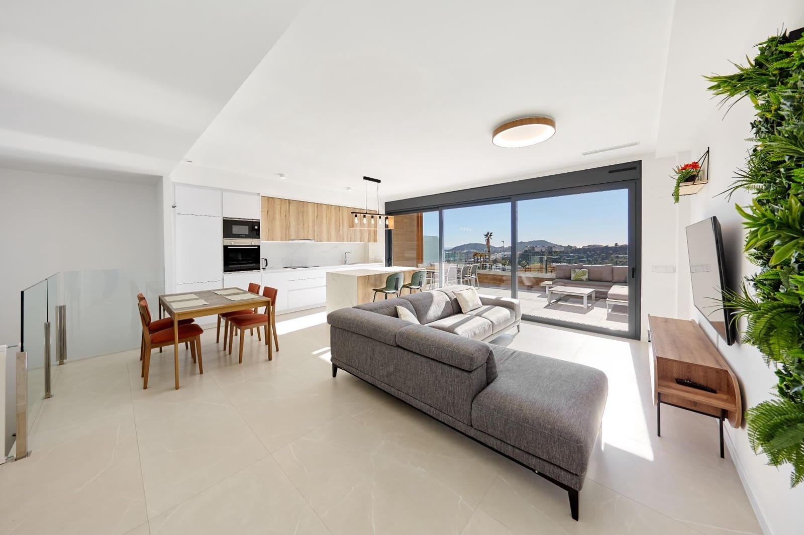 4 slaapkamer Appartement te huur in Finestrat met zwembad - € 3.000 (Ref: 9591325)