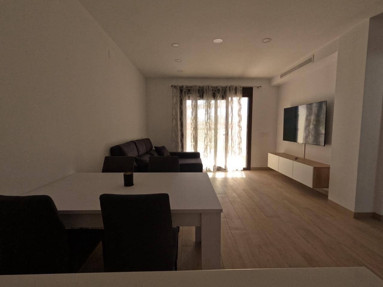 2 makuuhuone Bungalow vuokrattavana paikassa Finestrat - 1 600 € (Ref: 9591326)