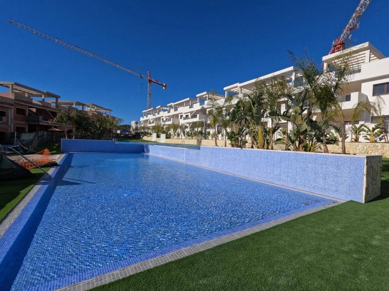 2 makuuhuone Bungalow vuokrattavana paikassa Finestrat - 1 600 € (Ref: 9591326)