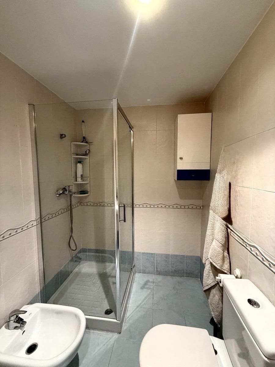 3 bedroom Apartment for sale in Paterna - € 250,000 (Ref: 9591327)