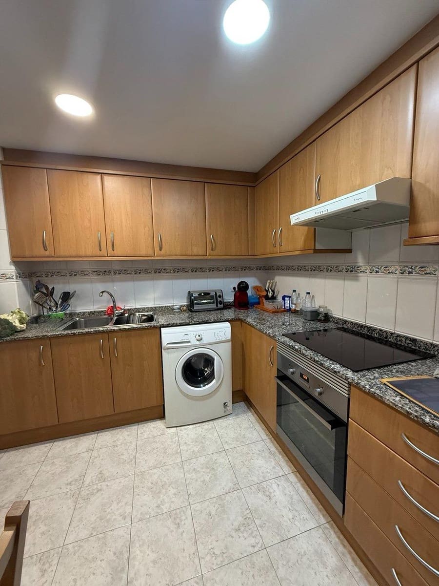 3 bedroom Apartment for sale in Paterna - € 250,000 (Ref: 9591327)