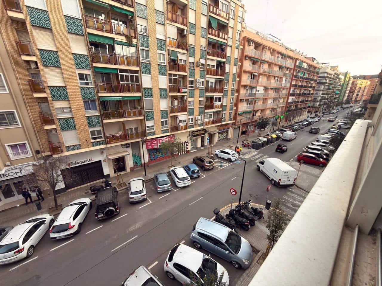3 bedroom Apartment for sale in Valencia city - € 270,000 (Ref: 9591328)