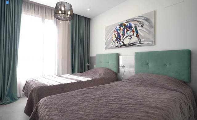 5 slaapkamer Appartement te koop in La Villajoyosa / Vila Joiosa met zwembad - € 550.000 (Ref: 9605005)