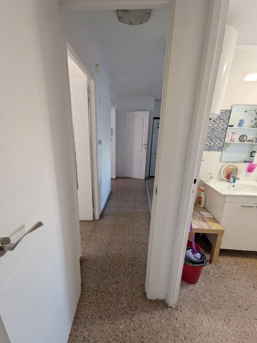 3 bedroom Apartment for sale in Valencia city - € 199,000 (Ref: 9608096)