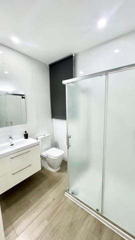 3 soveværelse Lejlighed til leje i La Seu, Valencia by - € 1.575 (Ref: 9634309)