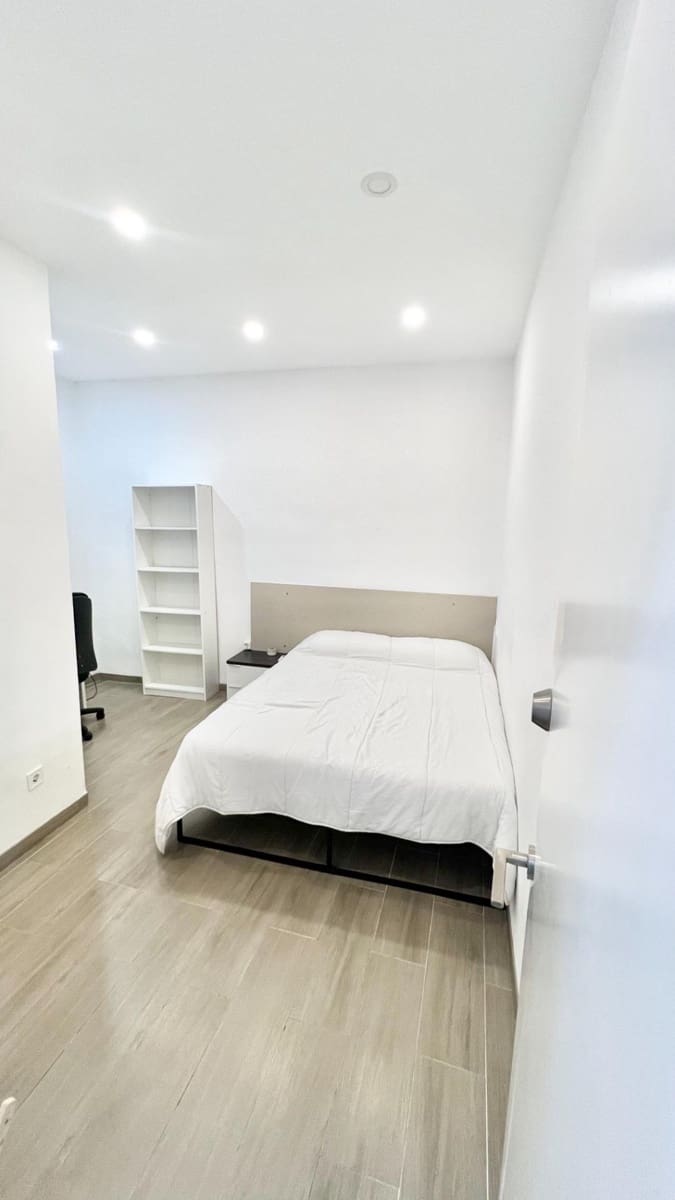 3 soveværelse Lejlighed til leje i Valencia by - € 1.575 (Ref: 9634309)