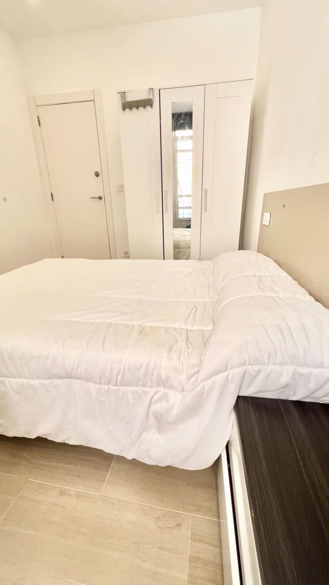 3 soveværelse Lejlighed til leje i Valencia by - € 1.575 (Ref: 9634309)