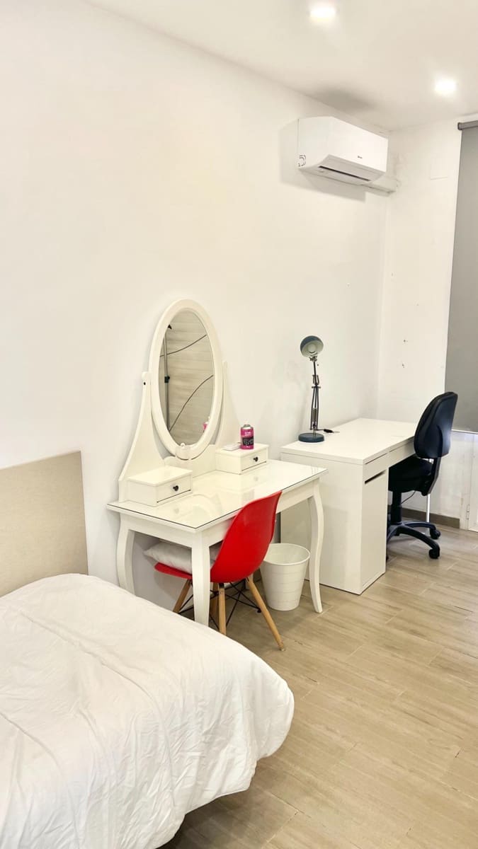 3 soveværelse Lejlighed til leje i Valencia by - € 1.575 (Ref: 9634309)