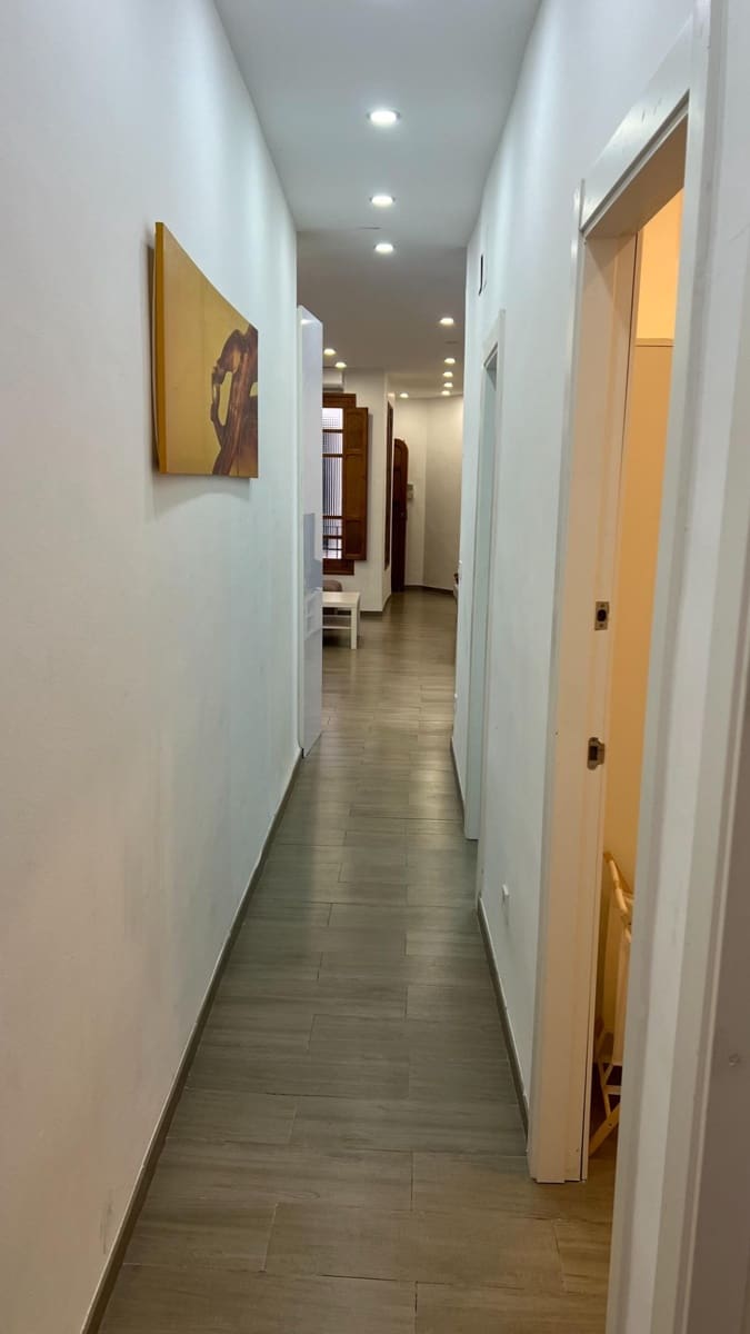 3 soveværelse Lejlighed til leje i Valencia by - € 1.575 (Ref: 9634309)