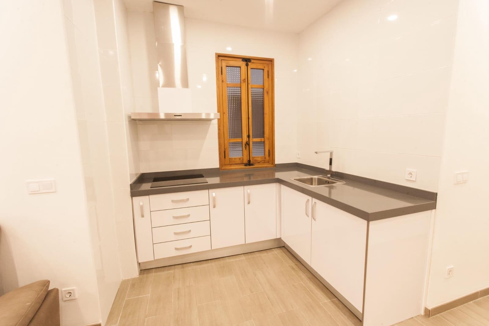 3 soveværelse Lejlighed til leje i Valencia by - € 1.575 (Ref: 9634309)