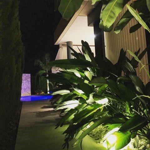 4 bedroom Villa for sale in San Antonio de Benagéber with pool - € 750,000 (Ref: 9634313)