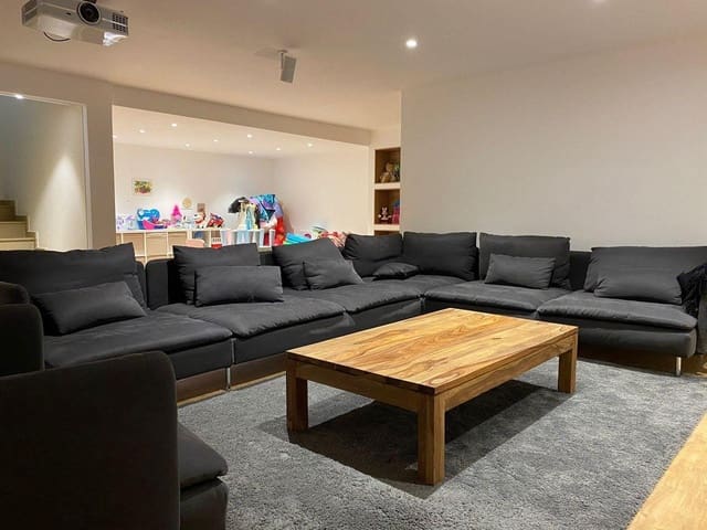 4 bedroom Villa for sale in San Antonio de Benagéber with pool - € 750,000 (Ref: 9634313)