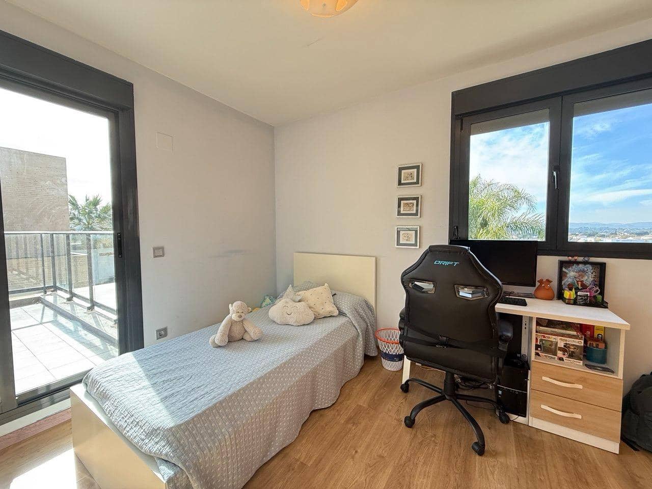 4 sypialnia Willa na sprzedaż w San Antonio de Benageber z basenem garażem - 750 000 € (Ref: 9637627)