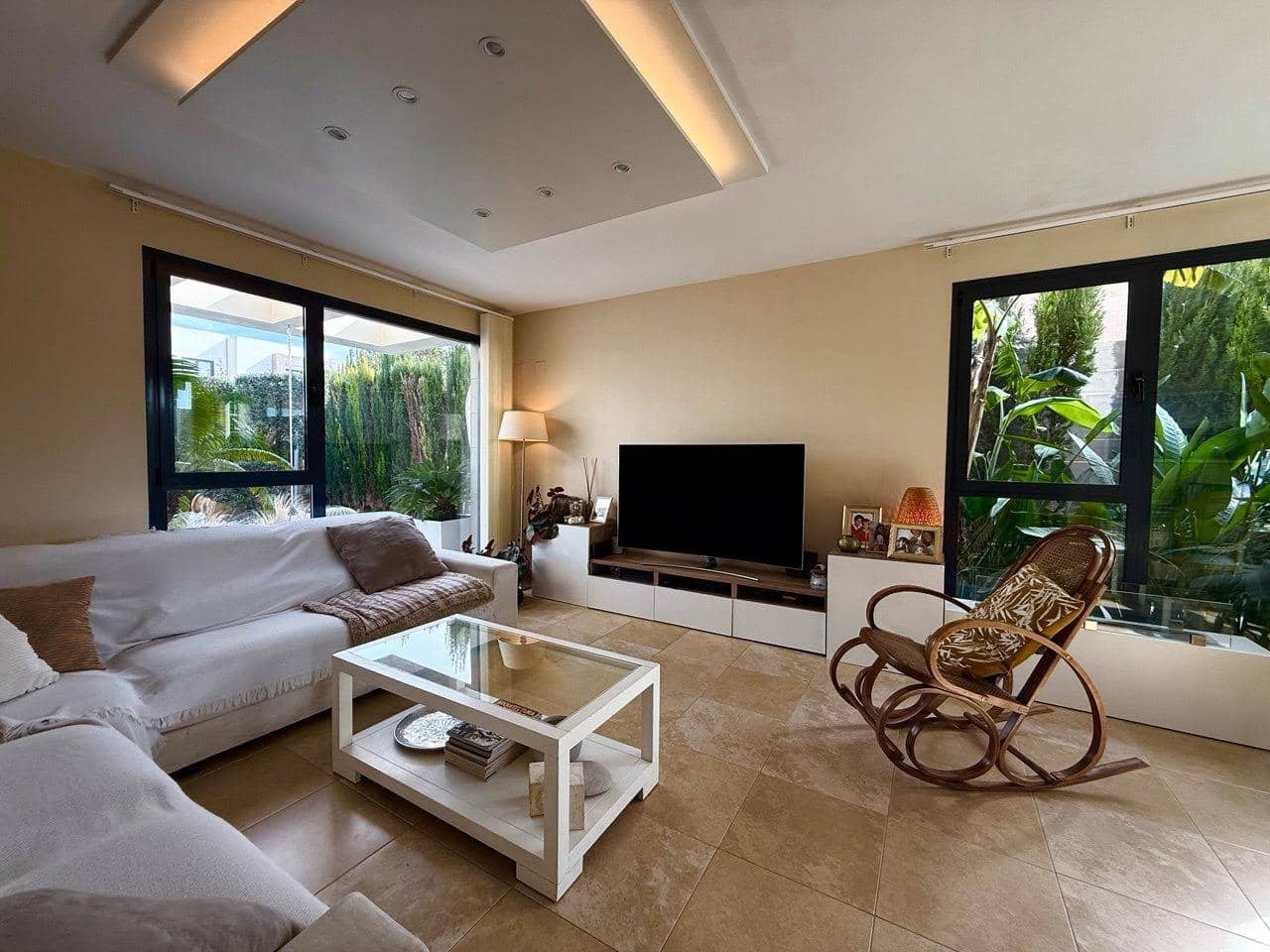 4 sypialnia Willa na sprzedaż w San Antonio de Benageber z basenem garażem - 750 000 € (Ref: 9637627)