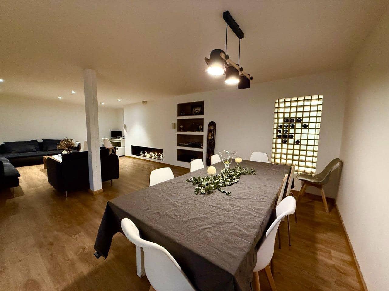 4 bedroom Villa for sale in San Antonio de Benageber with pool garage - € 750,000 (Ref: 9637627)