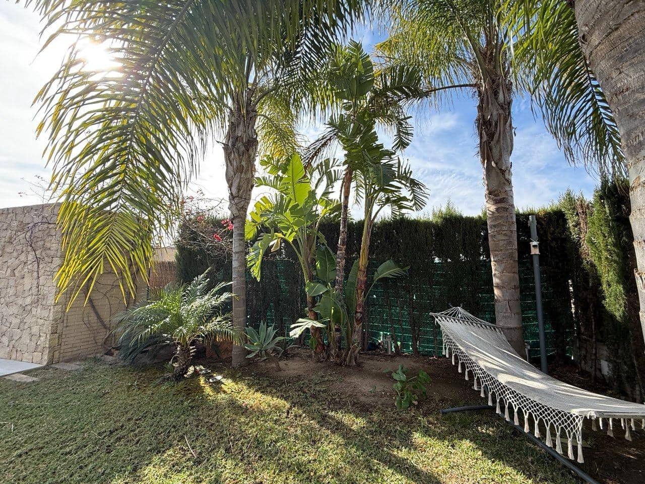 4 bedroom Villa for sale in San Antonio de Benageber with pool garage - € 750,000 (Ref: 9637627)