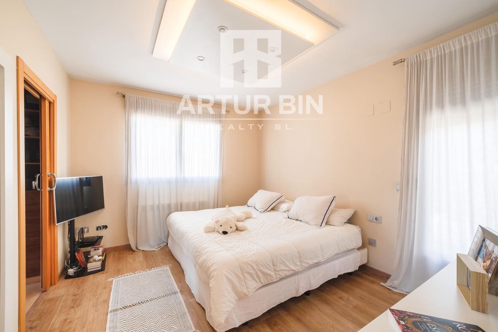 4 sypialnia Willa na sprzedaż w San Antonio de Benageber z basenem garażem - 750 000 € (Ref: 9637627)