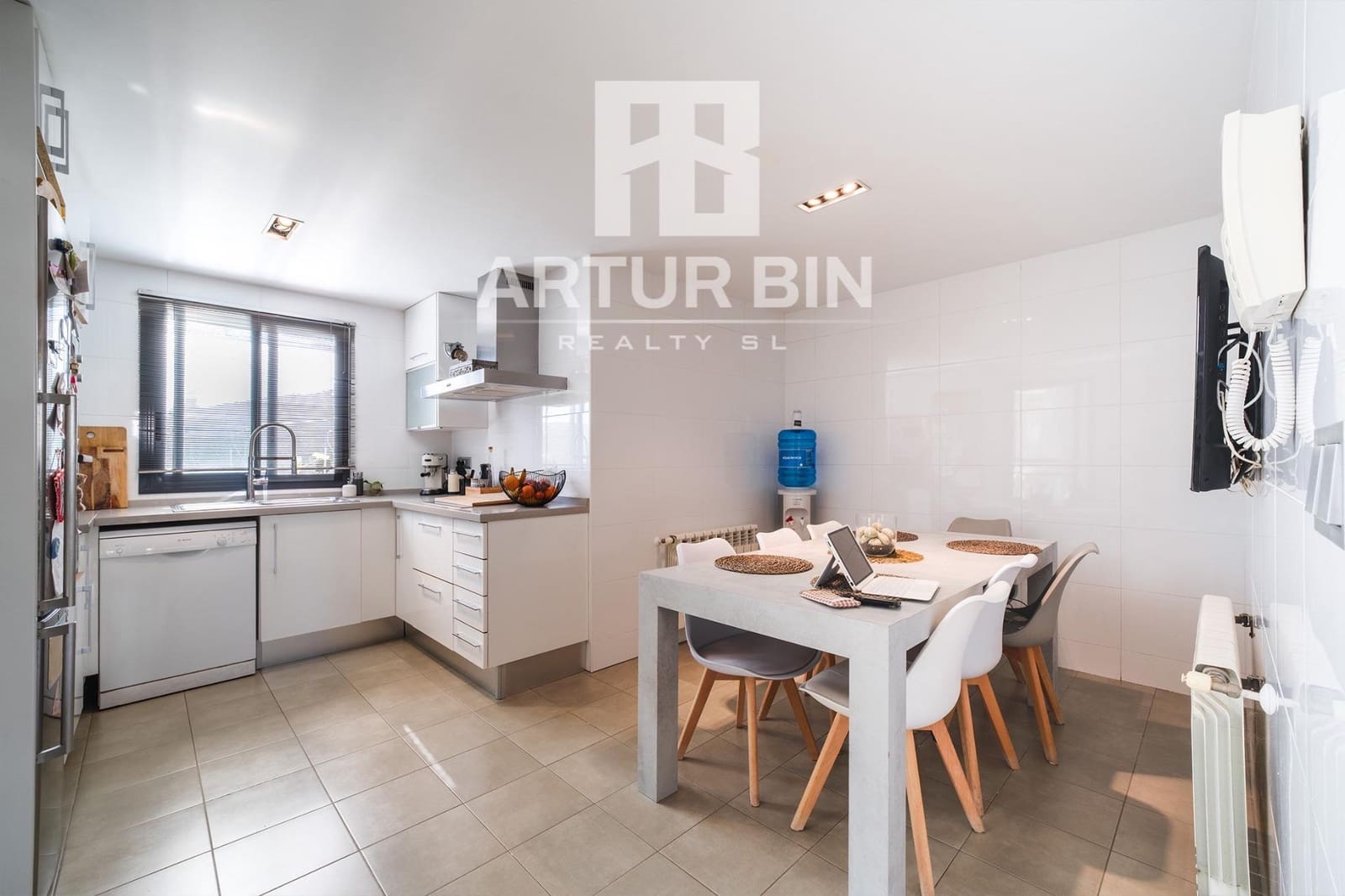 4 sypialnia Willa na sprzedaż w San Antonio de Benageber z basenem garażem - 750 000 € (Ref: 9637627)